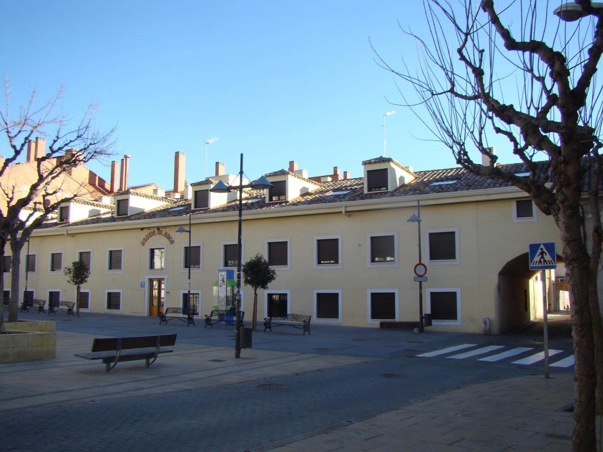 Hostal El Arco Mejorada Del Campo Εξωτερικό φωτογραφία