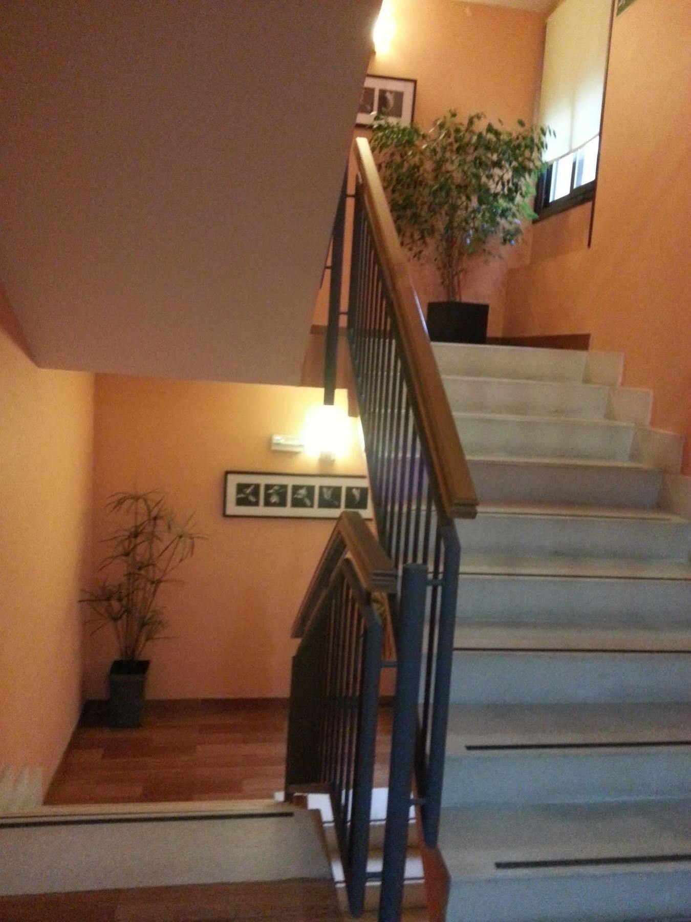 Hostal El Arco Mejorada Del Campo Εξωτερικό φωτογραφία